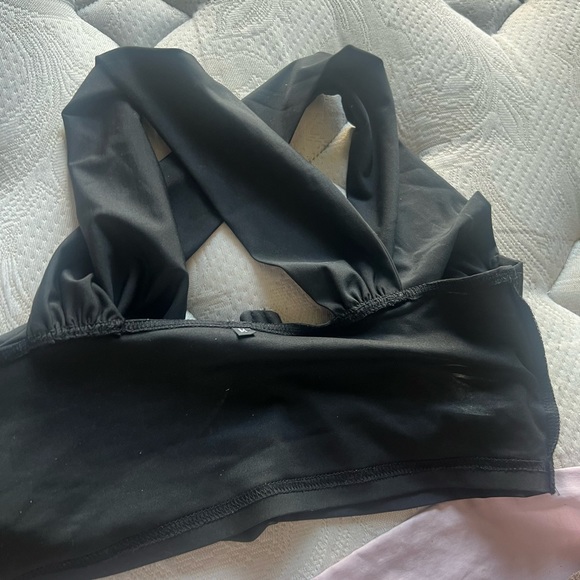 Black halter top with criss cross backing. From Akira. Size 4 never worn. - Picture 2 of 2